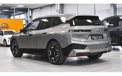 BMW iX M60 - автомобили, коли, обяви за нови и употребявани 6