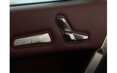 BMW iX xDrive40* HUD* HARMAN KARDON* 360* - автомобили, коли, обяви за нови и употребявани 8