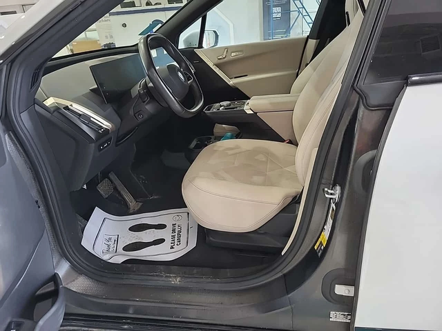 BMW iX XDRIVE50| Soft Close| DISTRONIC| Panorama| Sportpa - автомобили, коли, обяви за нови и употребявани 6