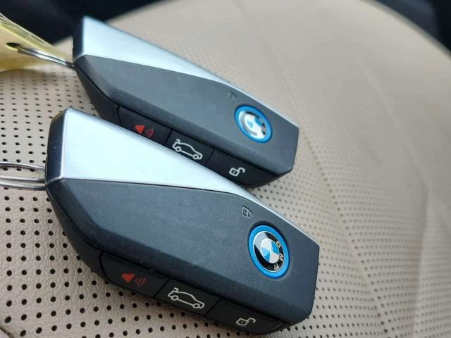 BMW iX XDRIVE50| HARMAN KARDON| PANO| ОБДУХВАНЕ| 2 КЛЮЧА| - автомобили, коли, обяви за нови и употребявани 16