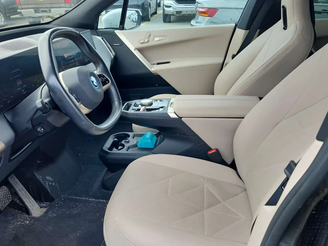 BMW iX XDRIVE50| HARMAN KARDON| PANO| ОБДУХВАНЕ| 2 КЛЮЧА| - автомобили, коли, обяви за нови и употребявани 6