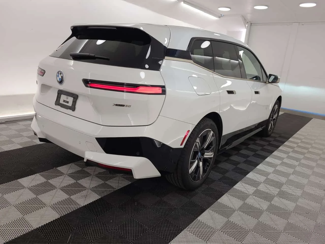 BMW iX XDRIVE50| HARMAN KARDON| HUD| 360| PANO| 2 КЛЮЧА| - автомобили, коли, обяви за нови и употребявани 2