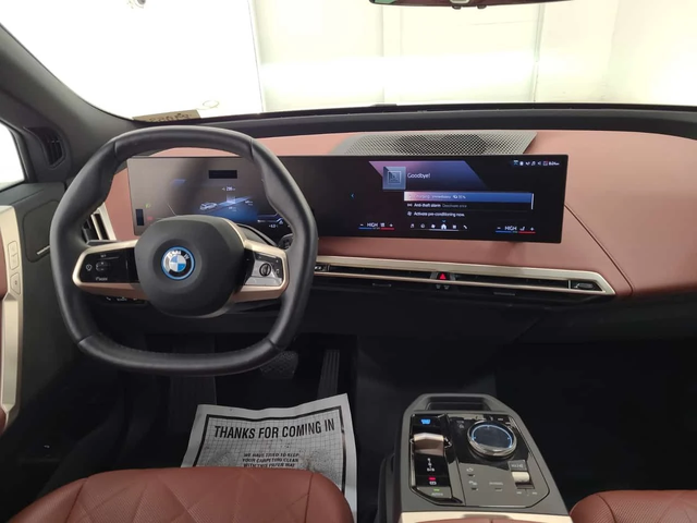 BMW iX XDRIVE50| HARMAN KARDON| HUD| 360| PANO| 2 КЛЮЧА| - автомобили, коли, обяви за нови и употребявани 8