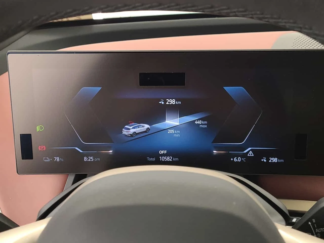 BMW iX XDRIVE50| HARMAN KARDON| HUD| 360| PANO| 2 КЛЮЧА| - автомобили, коли, обяви за нови и употребявани 9