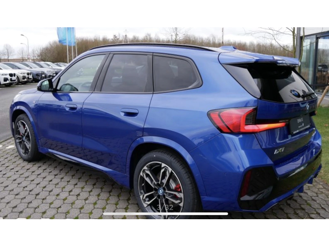 BMW iX 1\64kw - автомобили, коли, обяви за нови и употребявани 4