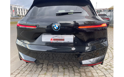 BMW iX 40/xDrive/M60-paket/Laze - автомобили, коли, обяви за нови и употребявани 8