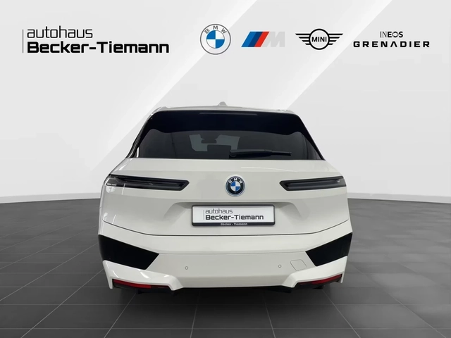 BMW iX 40 xDrive M Sport  Laser H/K HUD 360 Keyless W/P - автомобили, коли, обяви за нови и употребявани 3