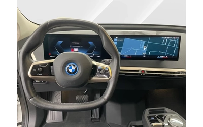 BMW iX 40 xDrive M Sport  Laser H/K HUD 360 Keyless W/P - автомобили, коли, обяви за нови и употребявани 6