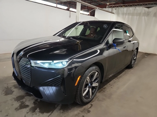 BMW iX xDrive40 2023 | Carfax - автомобили, коли, обяви за нови и употребявани 0