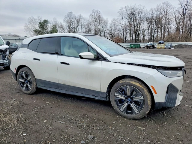 BMW iX Xdrive50 | 360 КАМЕРА | ОБДУХВАНЕ | МАСАЖ | - автомобили, коли, обяви за нови и употребявани 2