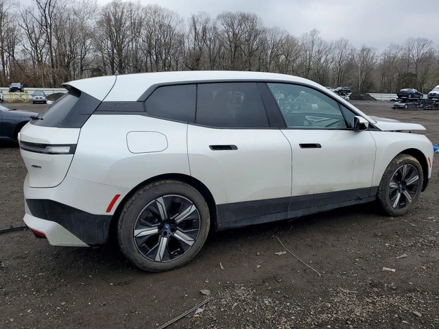 BMW iX Xdrive50 | 360 КАМЕРА | ОБДУХВАНЕ | МАСАЖ | - автомобили, коли, обяви за нови и употребявани 3