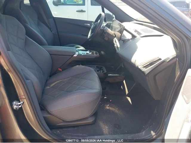 BMW iX XDRIVE60 - автомобили, коли, обяви за нови и употребявани 9