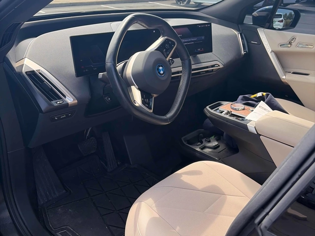 BMW iX - автомобили, коли, обяви за нови и употребявани 4