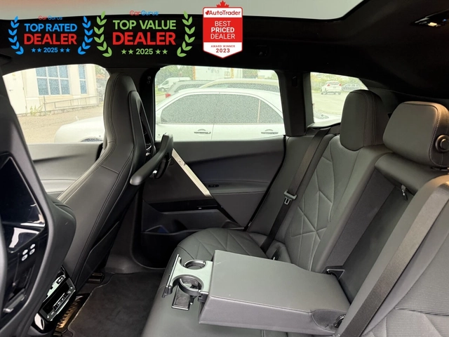 BMW iX xDrive50 - автомобили, коли, обяви за нови и употребявани 9