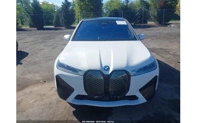 BMW iX XDRIVE50 - автомобили, коли, обяви за нови и употребявани 10