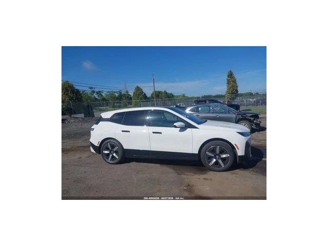BMW iX XDRIVE50 - автомобили, коли, обяви за нови и употребявани 11