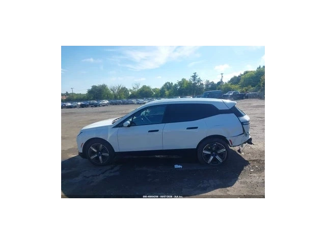 BMW iX XDRIVE50 - автомобили, коли, обяви за нови и употребявани 12
