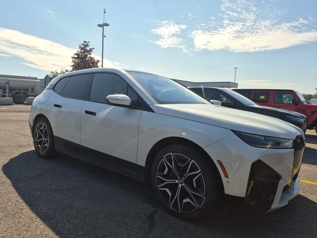 BMW iX xDrive50 | Air Suspension | Sky Lounge | Driving A - автомобили, коли, обяви за нови и употребявани 1