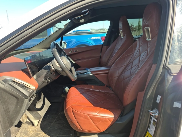 BMW iX xDrive50 | Air Suspension | Sky Lounge | Driving A - автомобили, коли, обяви за нови и употребявани 4