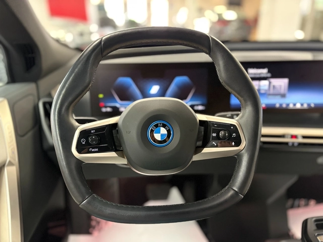 BMW iX xDrive40 AWD - автомобили, коли, обяви за нови и употребявани 14
