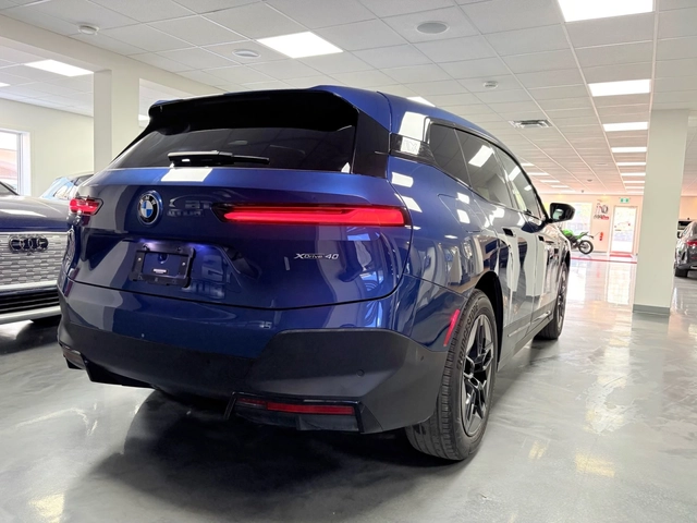 BMW iX xDrive40 AWD - автомобили, коли, обяви за нови и употребявани 1