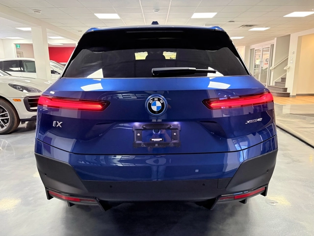 BMW iX xDrive40 AWD - автомобили, коли, обяви за нови и употребявани 2