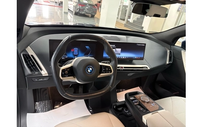 BMW iX xDrive40 AWD - автомобили, коли, обяви за нови и употребявани 6