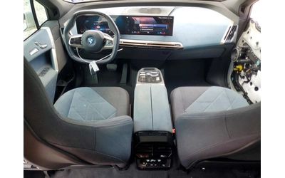 BMW iX xDrive50 - автомобили, коли, обяви за нови и употребявани 7