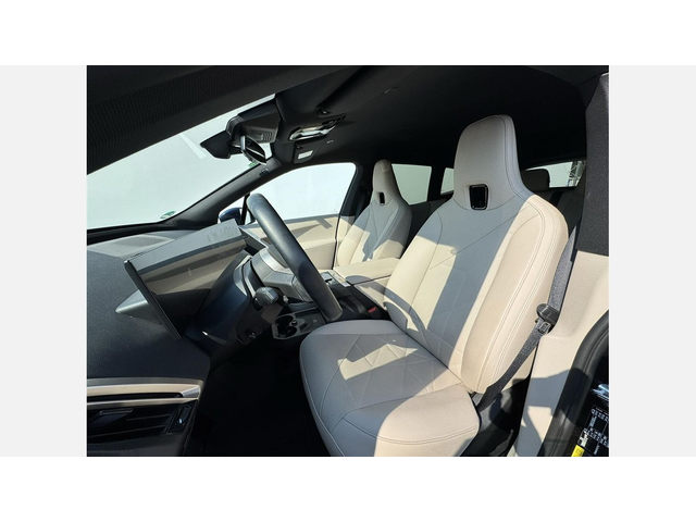 BMW iX xDrive40 - автомобили, коли, обяви за нови и употребявани 8