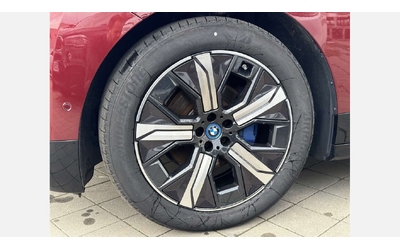bmw-ix-xdrive40 - 4