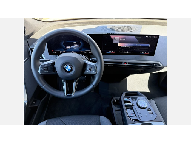 BMW iX xDrive45 - автомобили, коли, обяви за нови и употребявани 11