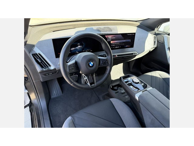 BMW iX xDrive45 - автомобили, коли, обяви за нови и употребявани 5