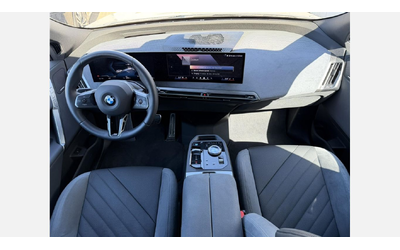 BMW iX xDrive45 - автомобили, коли, обяви за нови и употребявани 6