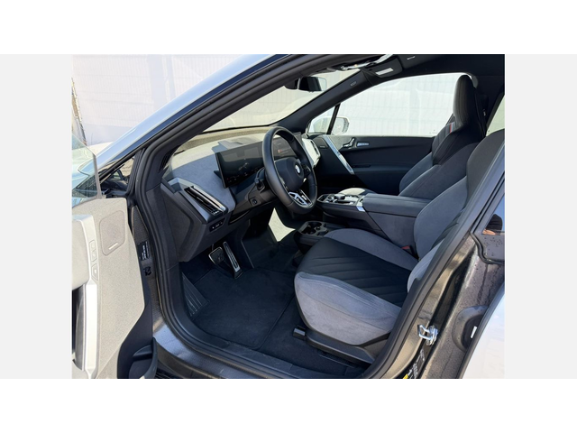 BMW iX xDrive45 - автомобили, коли, обяви за нови и употребявани 7