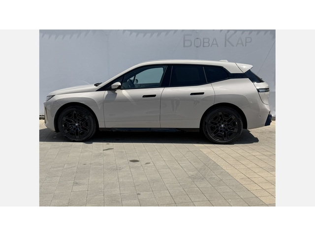 BMW iX xDrive45 - автомобили, коли, обяви за нови и употребявани 2