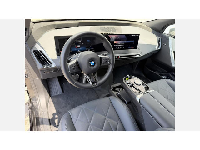 BMW iX xDrive45 - автомобили, коли, обяви за нови и употребявани 5