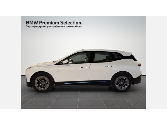 BMW iX xDrive50 - автомобили, коли, обяви за нови и употребявани 2
