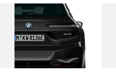 BMW iX xDrive50 - автомобили, коли, обяви за нови и употребявани 6