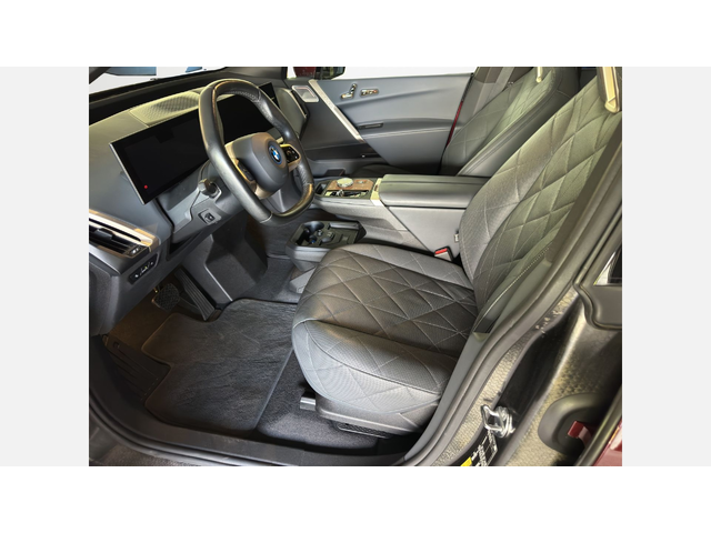 BMW iX xDrive50 - автомобили, коли, обяви за нови и употребявани 5