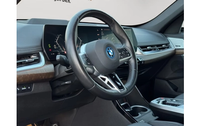 BMW iX1 xDrive30 M-Sport Ad.LED DISTR 360* HUD Winter Pack - автомобили, коли, обяви за нови и употребявани 10