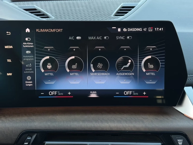BMW iX1 xDrive30 M-Sport Ad.LED DISTR 360* HUD Winter Pack - автомобили, коли, обяви за нови и употребявани 12