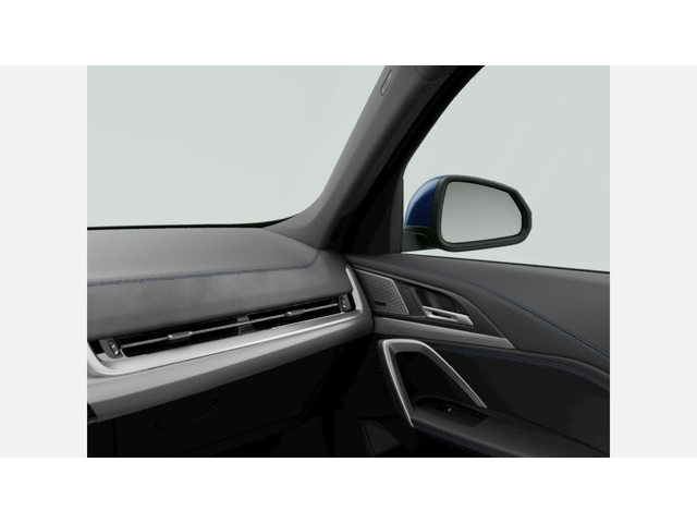 BMW iX1 eDrive20 - автомобили, коли, обяви за нови и употребявани 10