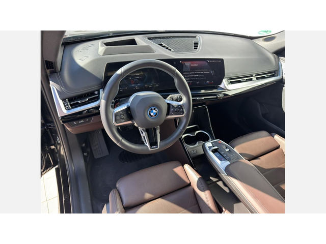 BMW iX1 xDrive30 - автомобили, коли, обяви за нови и употребявани 5