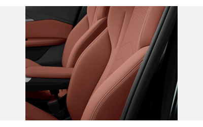 BMW iX1 xDrive30 - автомобили, коли, обяви за нови и употребявани 7