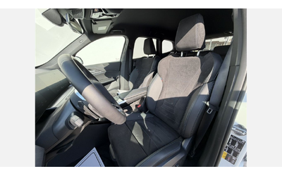 BMW iX1 xDrive30 - автомобили, коли, обяви за нови и употребявани 8