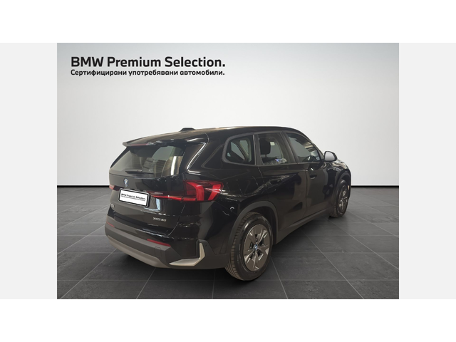 BMW iX1 xDrive30 - автомобили, коли, обяви за нови и употребявани 1