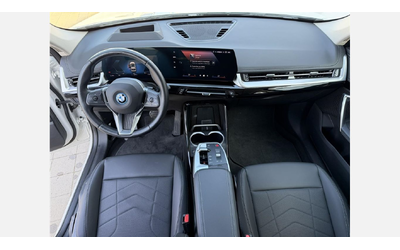 BMW iX1 xDrive30 - автомобили, коли, обяви за нови и употребявани 6