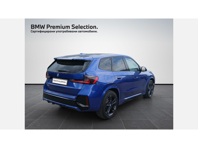 BMW iX1 xDrive30 - автомобили, коли, обяви за нови и употребявани 1