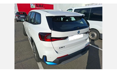bmw-ix1-xdrive30 - 2