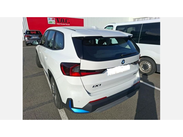 BMW iX1 xDrive30 - автомобили, коли, обяви за нови и употребявани 2